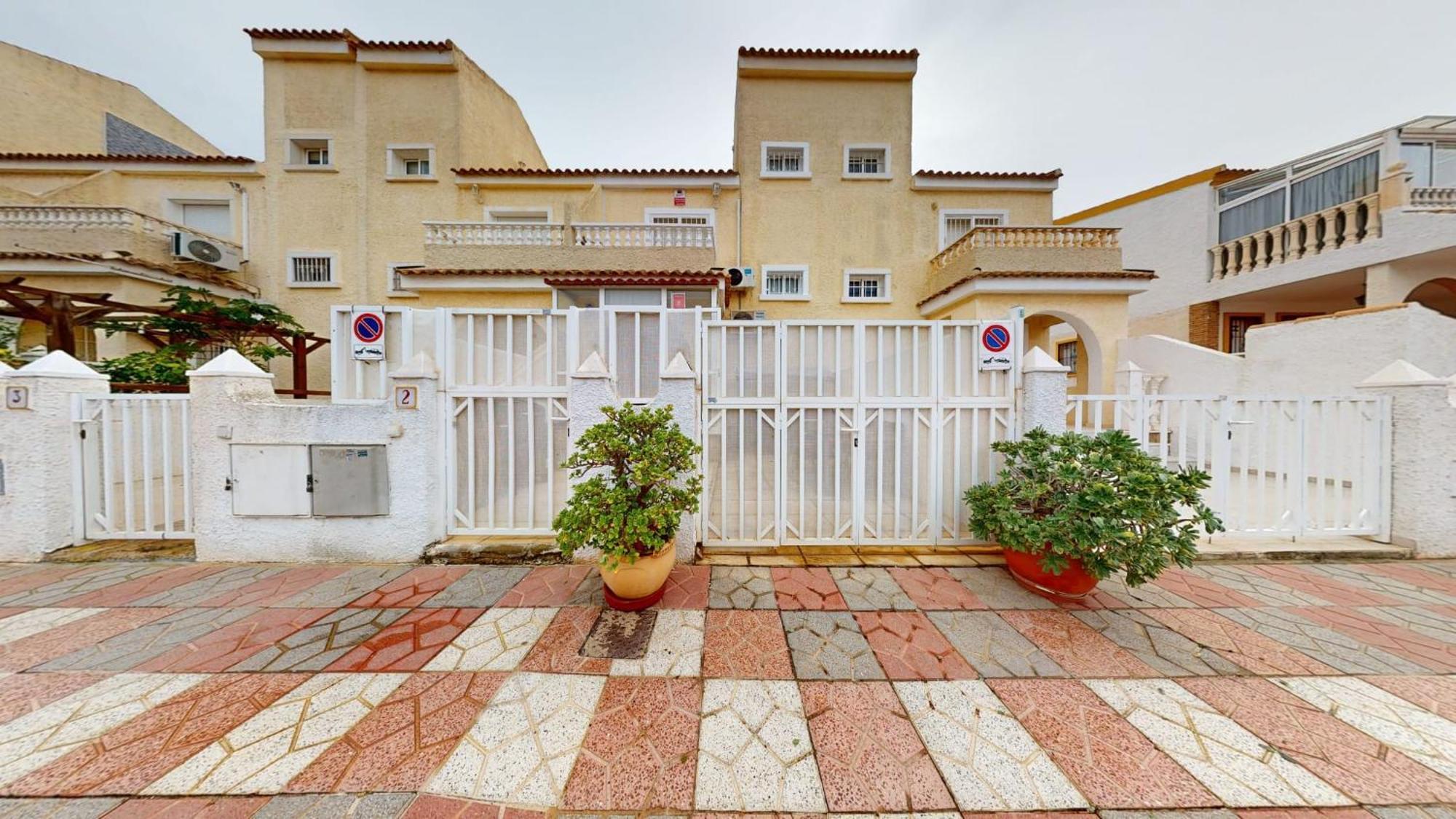 Bungalow en la playa de gran Alacant santa pola Exterior foto